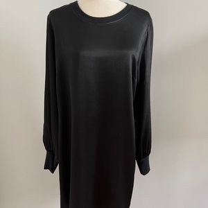 Evereve LA Made black "silk" shift tunic dress, Size Large